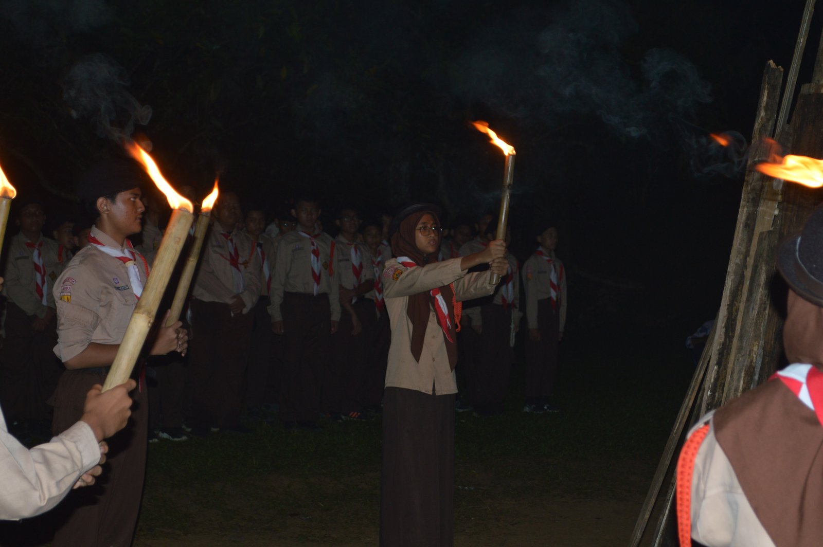 Super Camp (Tadabbur alam membentuk karakter siswa yang tangguh dan berprestasi)