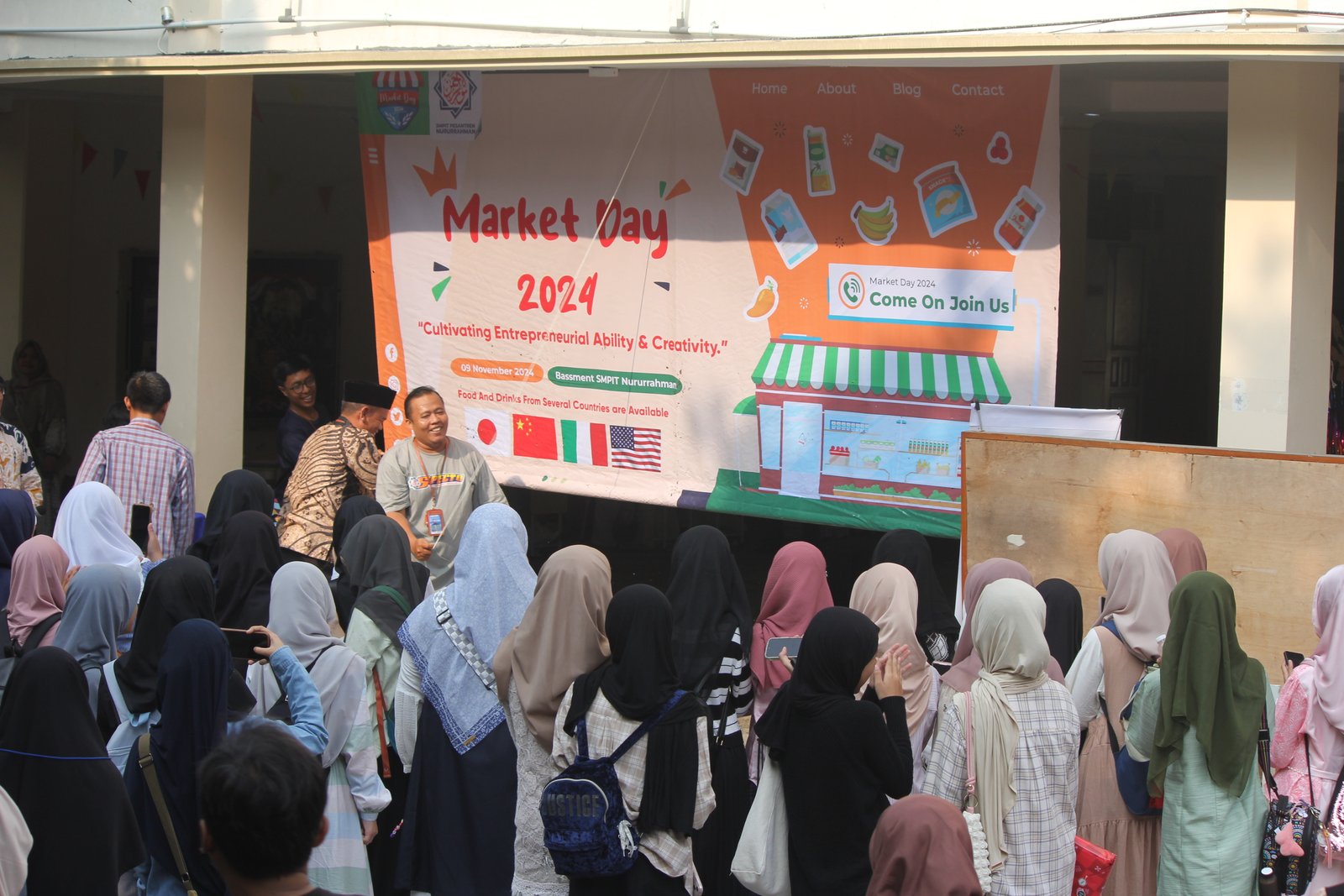 Market Day 2024 SMPIT Nururrahman