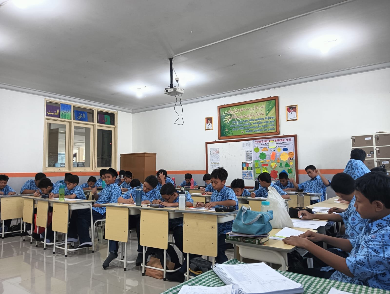 Tips Meningkatkan Kemampuan Berbahasa Indonesia