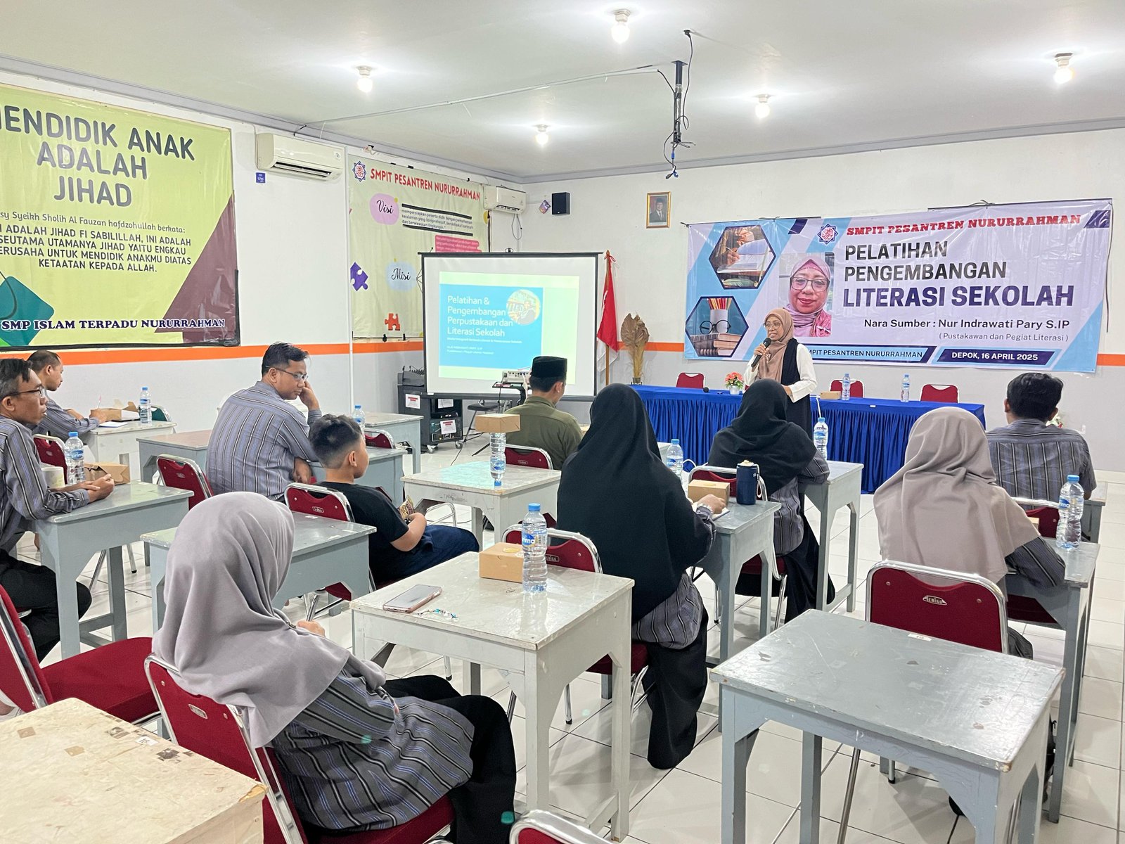 Pelatihan Pengembangan Literasi Sekolah